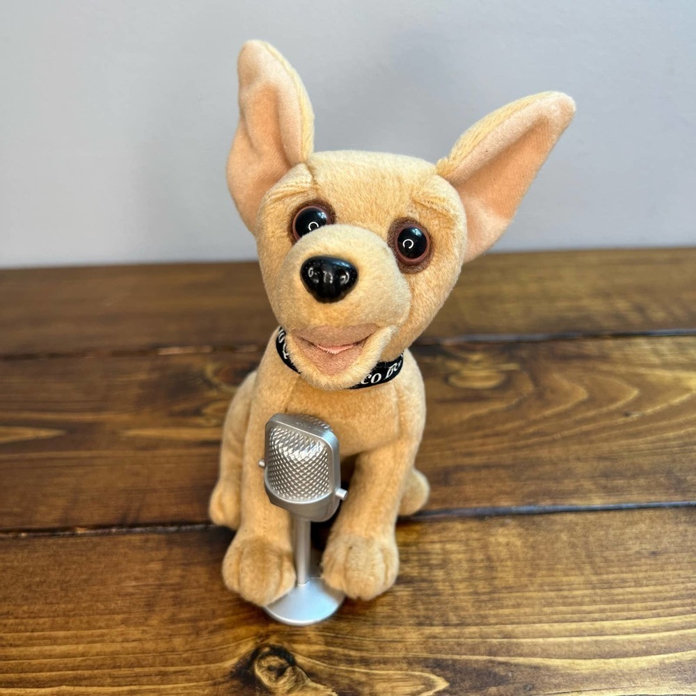 Yo Quiero TACO BELL Plush Singing Chihuahua Dog w/ Microphone